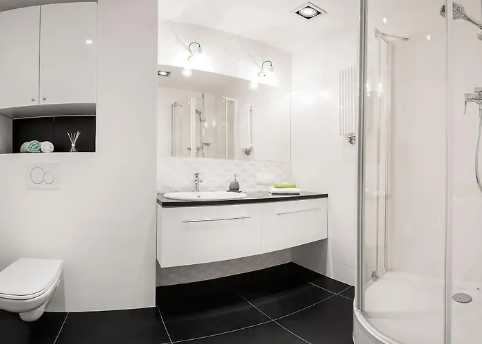 Nowogrodzka 38 Serviced Apartment *