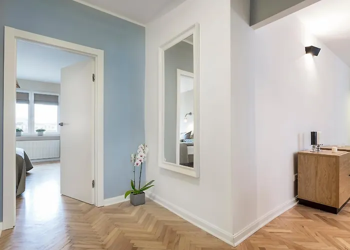 Apartment Nowogrodzka 38 Serviced