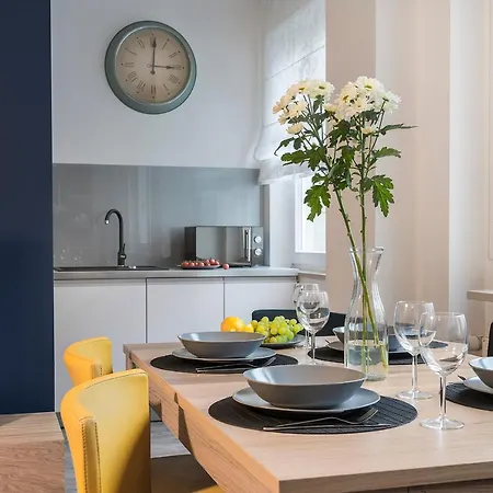 Nowogrodzka 38 Serviced * Warszawa